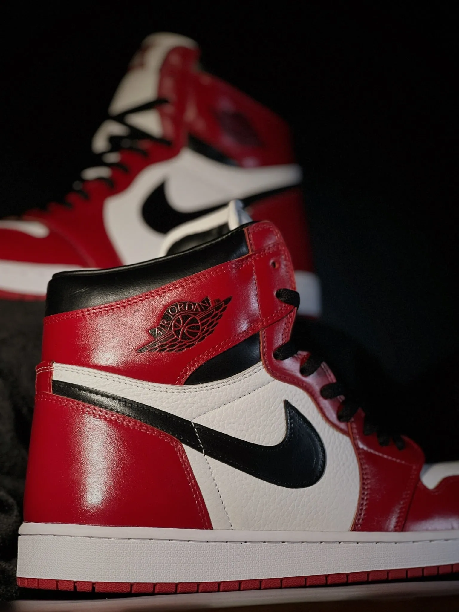 Air Jordan 1 High Retro 1985 "Chicago"