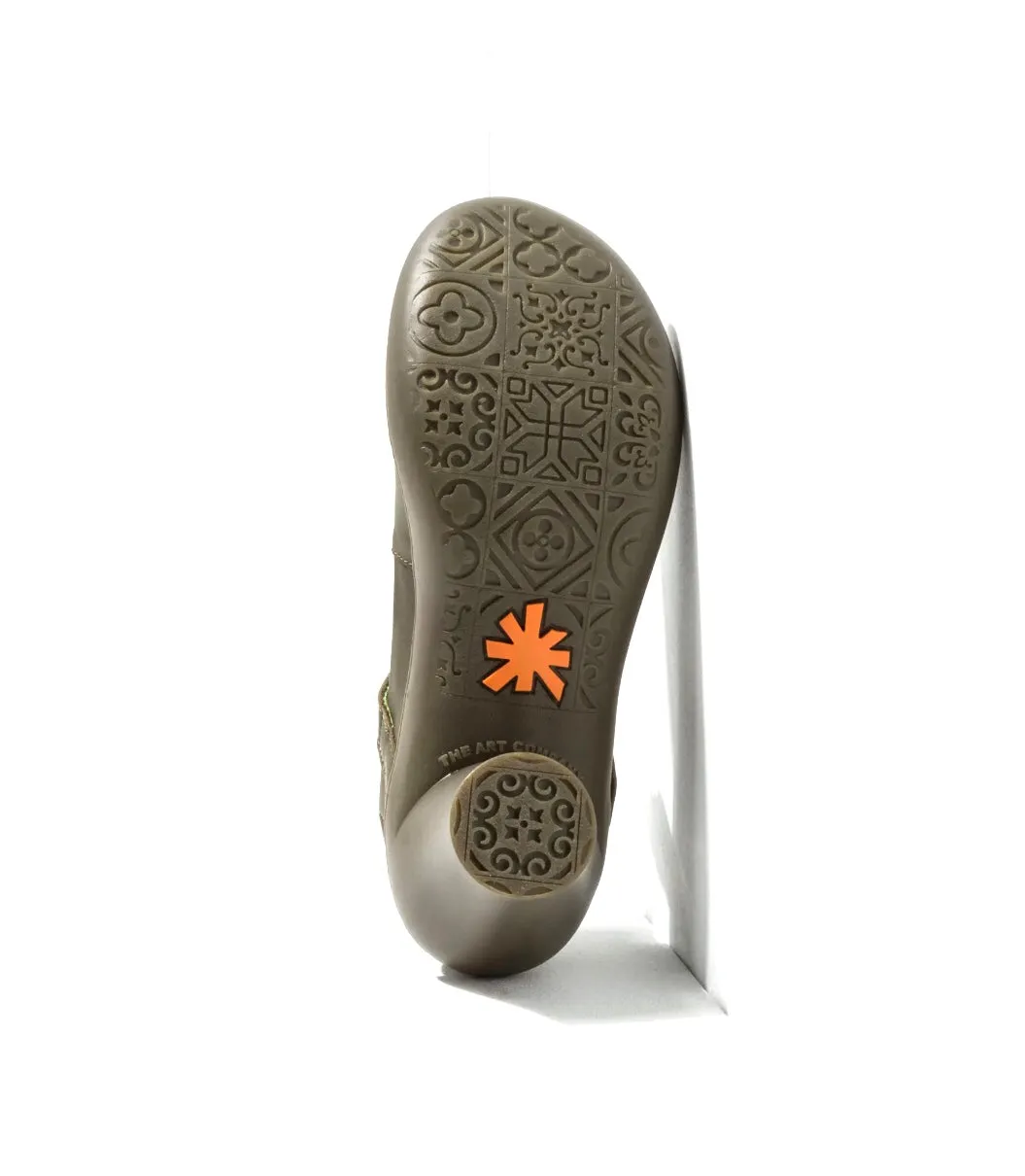 Art 1440 Alfama Kaki Green Court Shoe Made In Spain