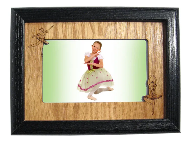 Ballerinas Photo Frame Mat (Horizontal/Landscape)