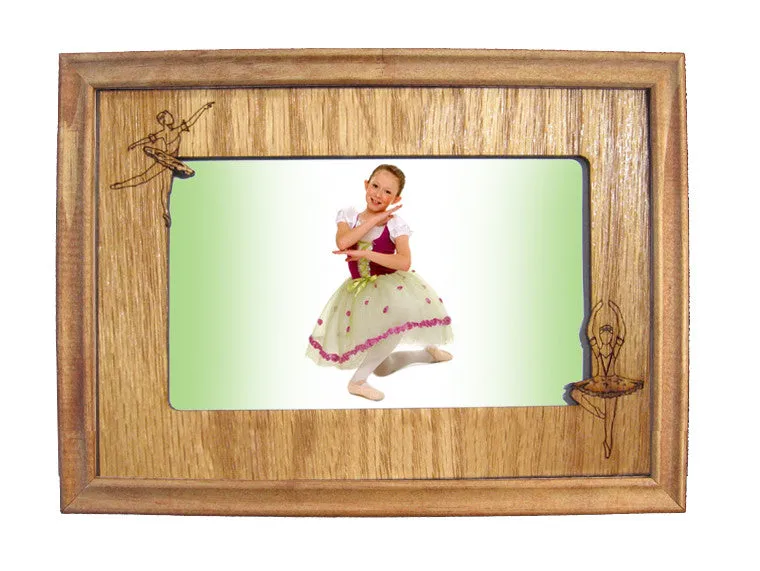Ballerinas Photo Frame Mat (Horizontal/Landscape)