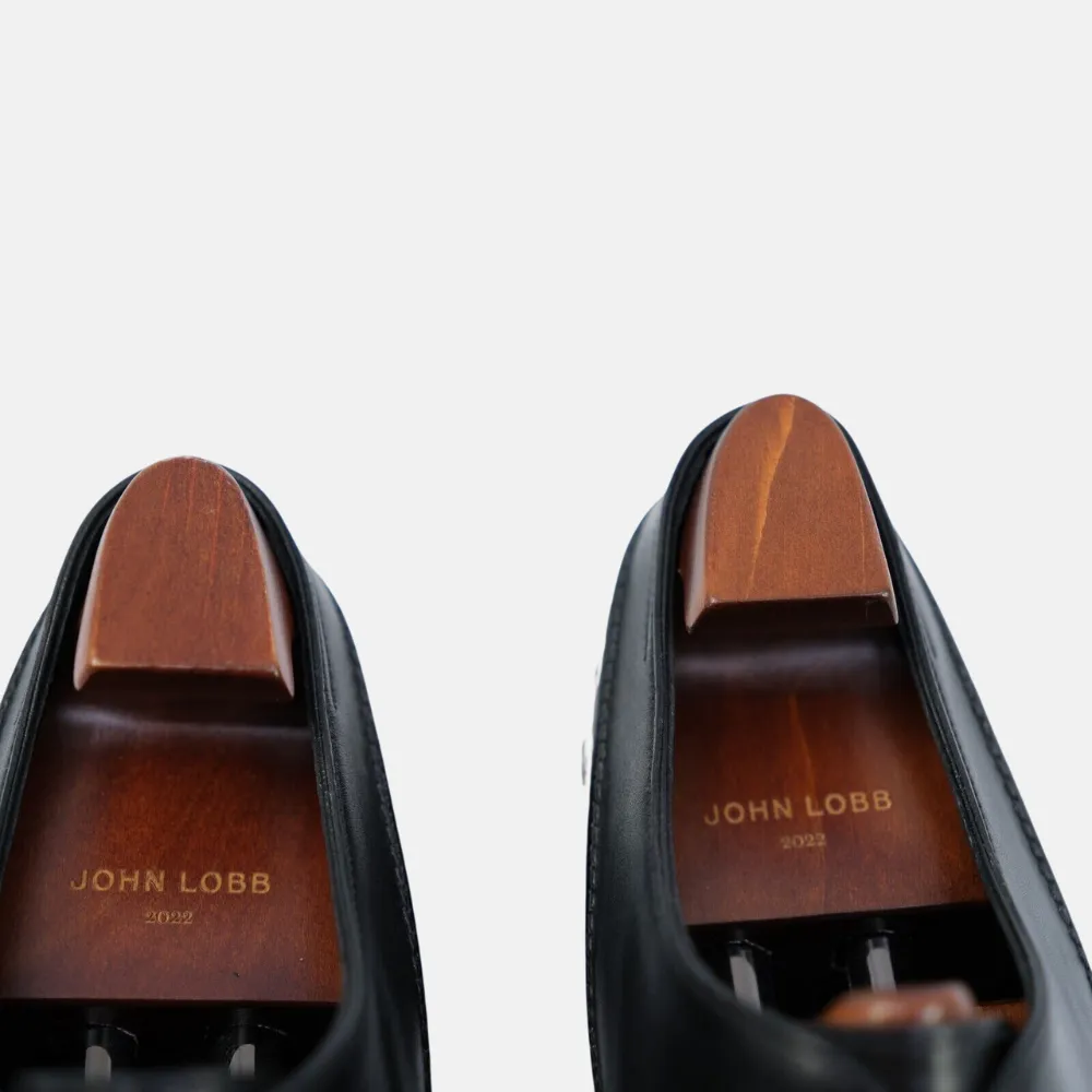 Black Shoes made of Leather (EU 42.5)