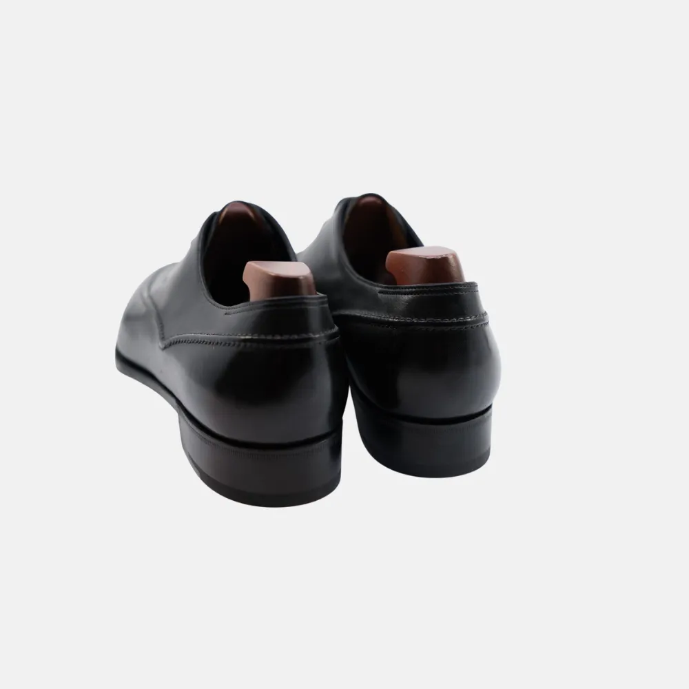 Black Shoes made of Leather (EU 42.5)