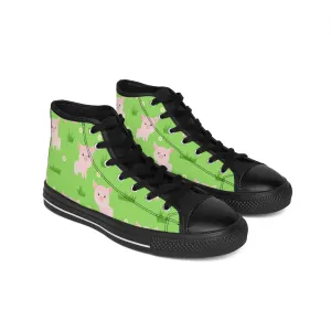 Cute Pig on Grass Women's Classic Sneakers