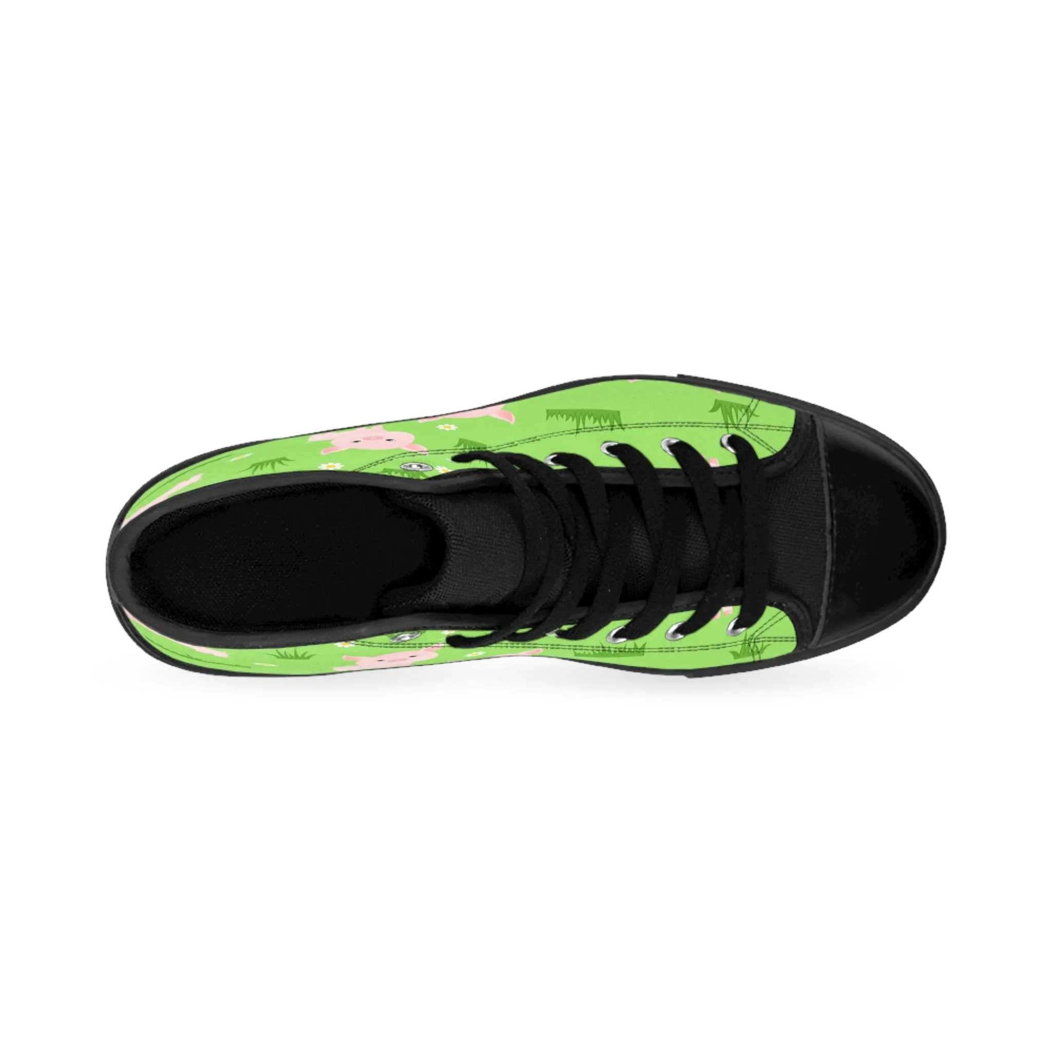 Cute Pig on Grass Women's Classic Sneakers