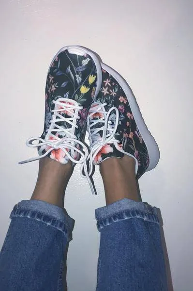 FYD Sporty Sneakers in black chinoiserie floral