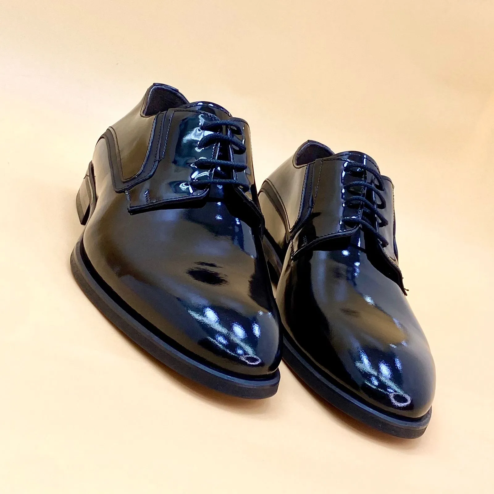 NEW ,  MADE IN TURKEY GENUINE LEATHER MEN SHOES M863