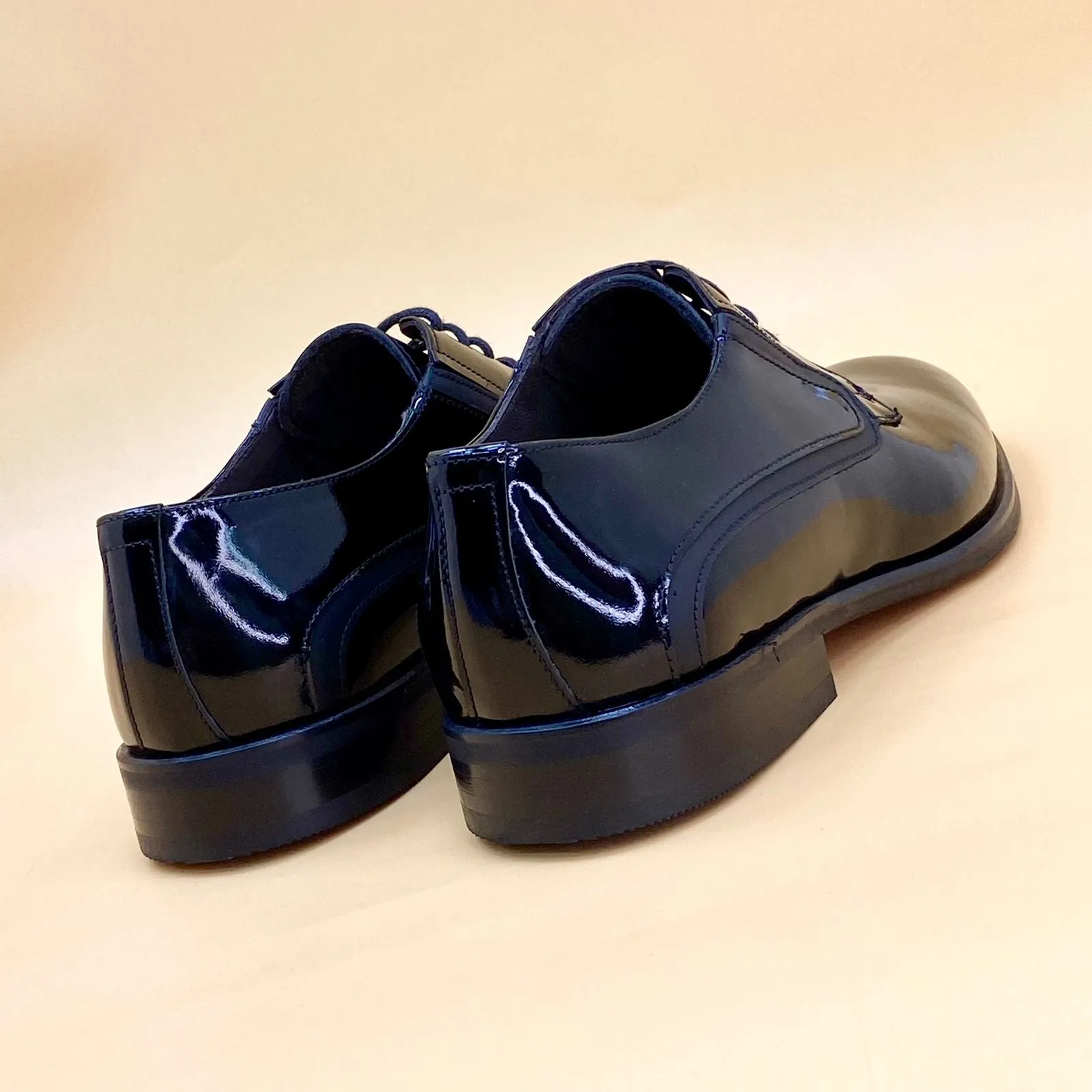 NEW ,  MADE IN TURKEY GENUINE LEATHER MEN SHOES M863