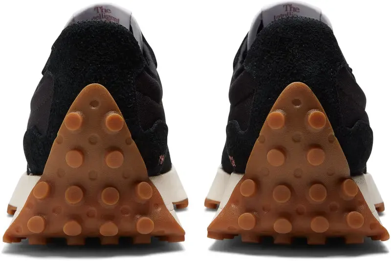 Women's New Balance 327 – A Retro Sneaker with Modern Style