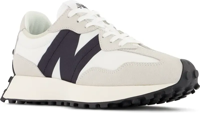 Women's New Balance 327 – A Retro Sneaker with Modern Style